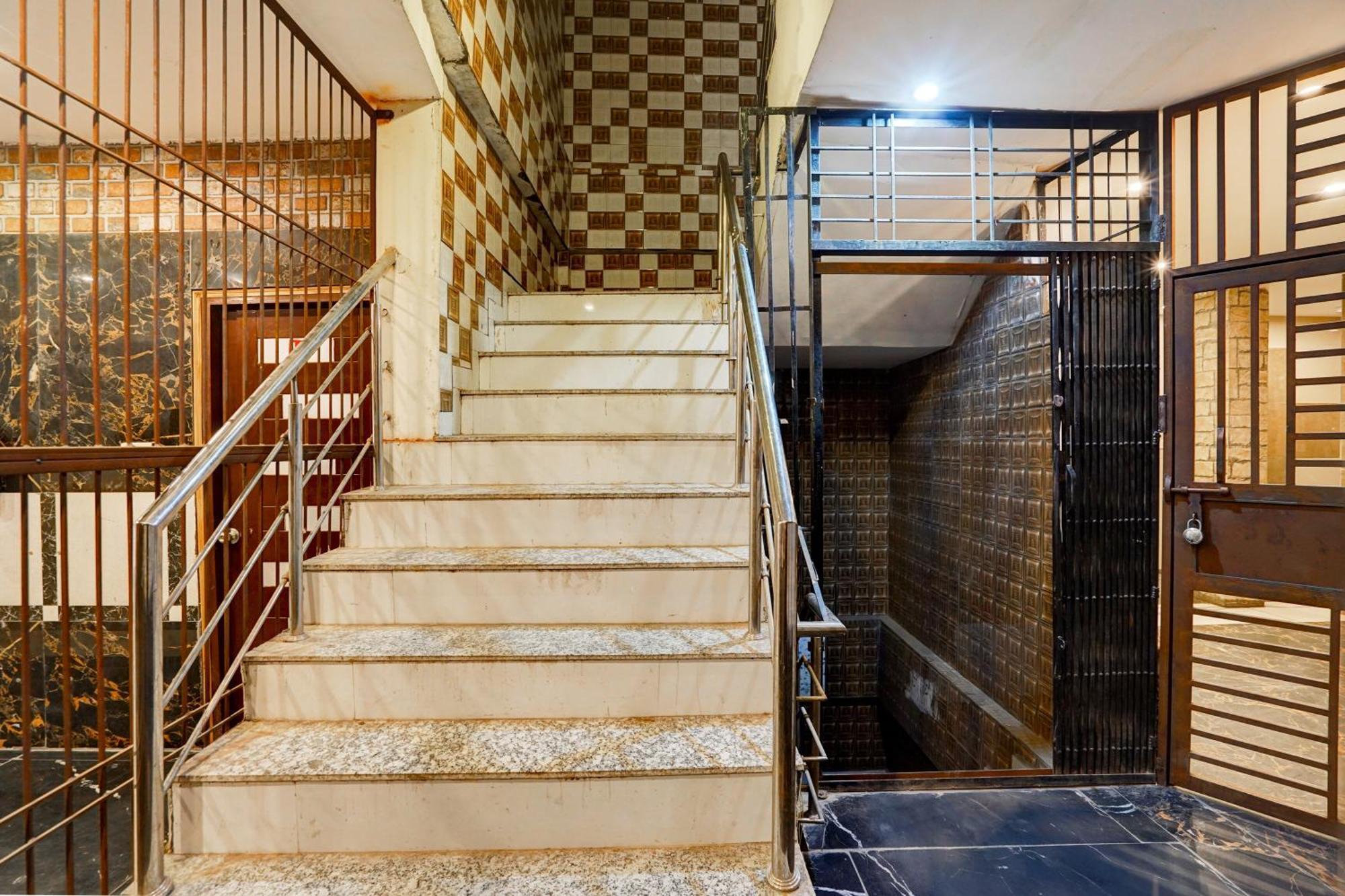 Hotel O Blue Vibes Meerut Exterior photo
