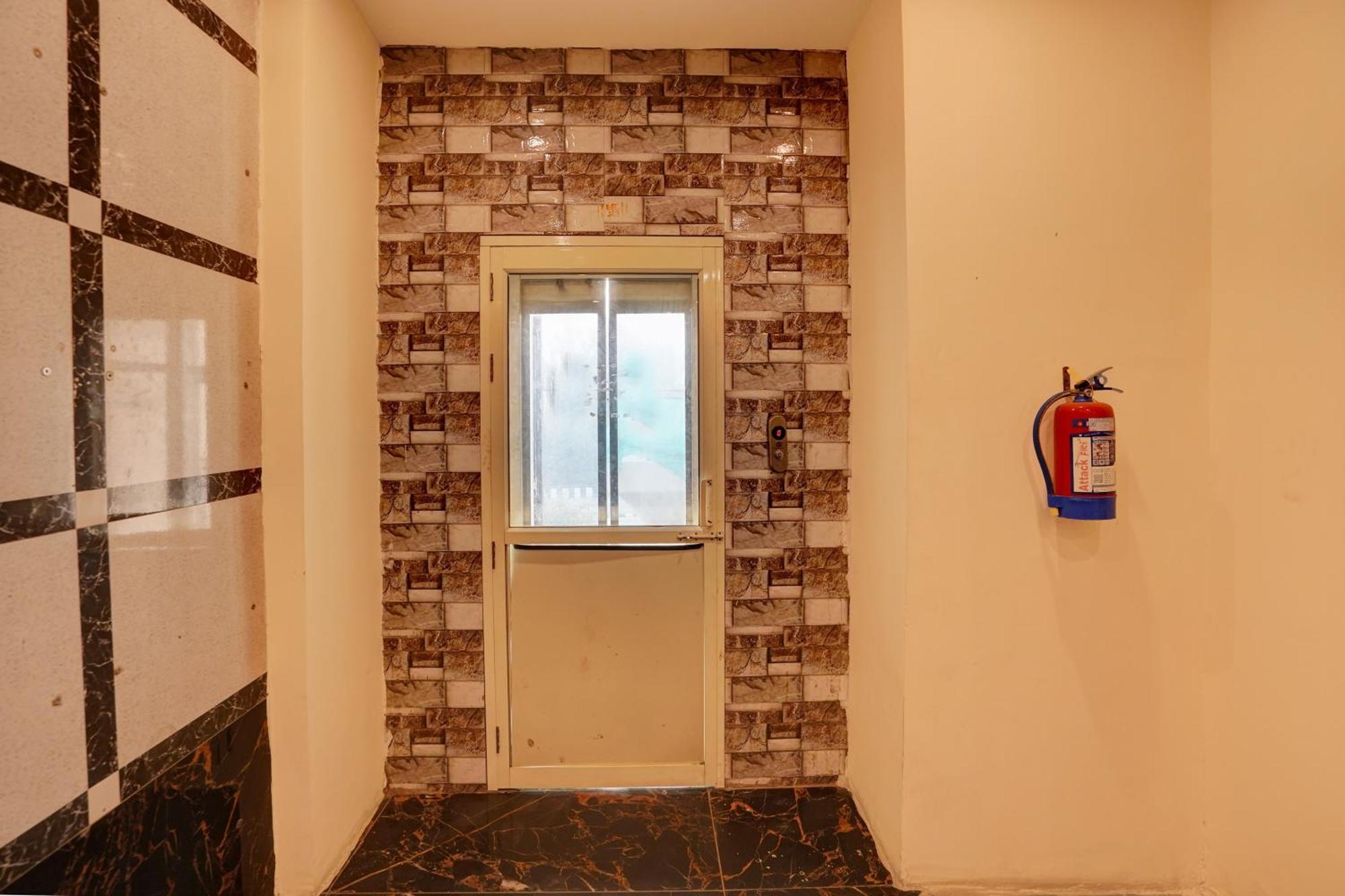 Hotel O Blue Vibes Meerut Exterior photo