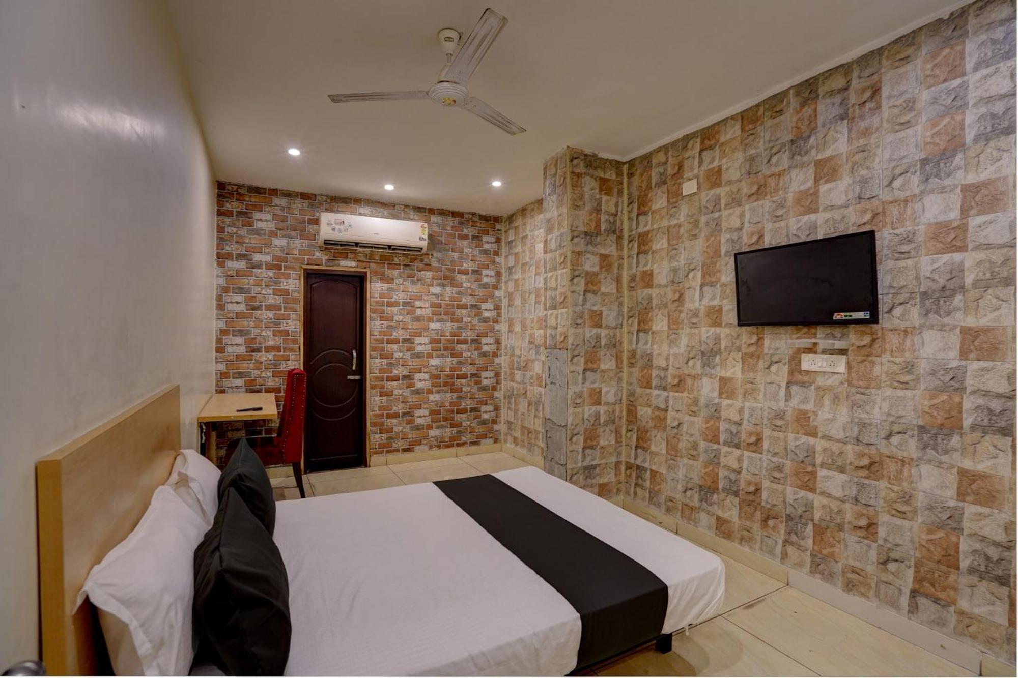 Hotel O Blue Vibes Meerut Exterior photo